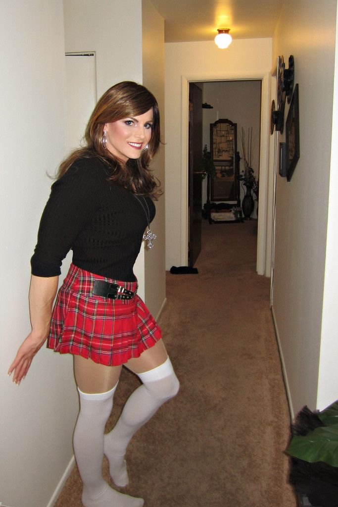 Beautiful Crossdressers Who Look Like Real Women