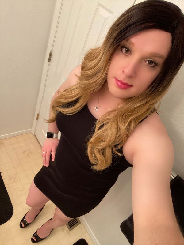 Boys Dressed as Cute Girls Photo Gallery
